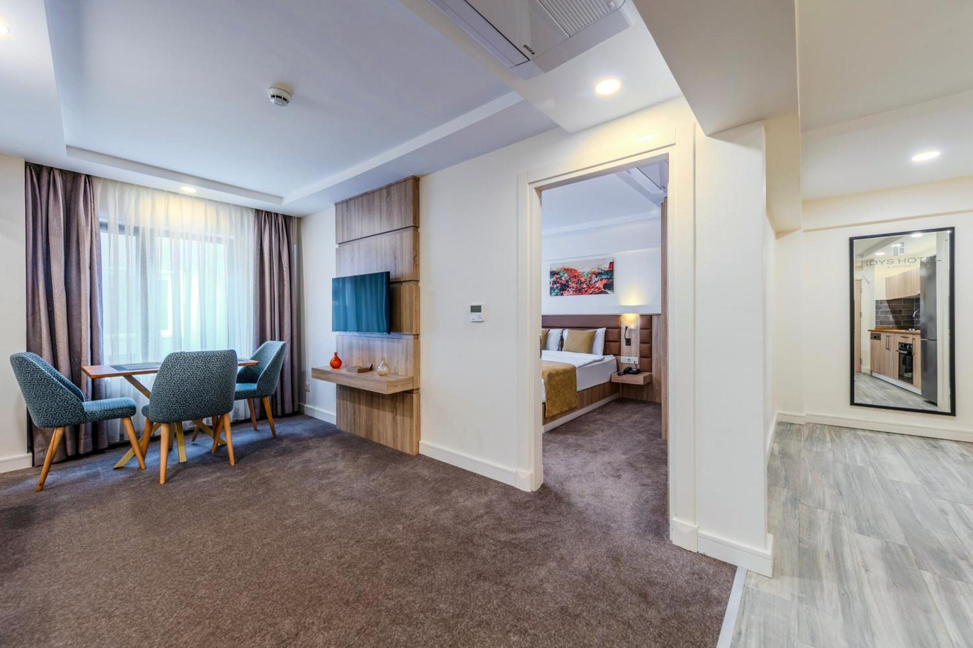 Roys Hotel & Suites Istanboel Buitenkant foto
